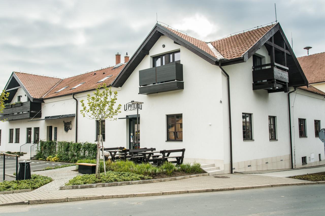 Hotel Restaurant Na Návsi Ricany  Exterior foto